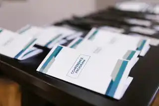 Конференції та форуми